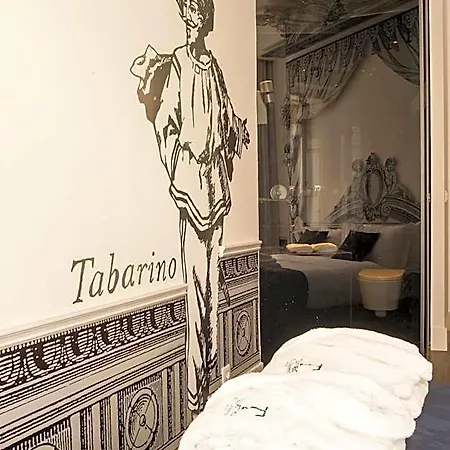 Teatro Boutique & Lisbon
