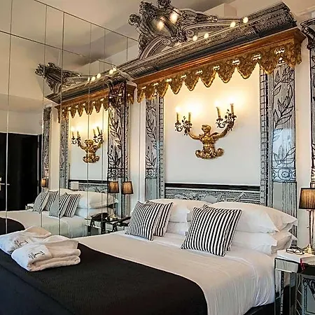 Teatro Boutique & 3*