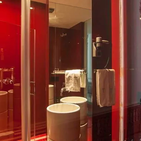 招待所 Teatro Boutique &